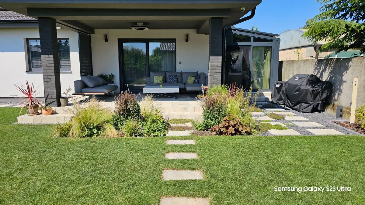 Záhrada v Kvetoslavove – realizácia, foto 2