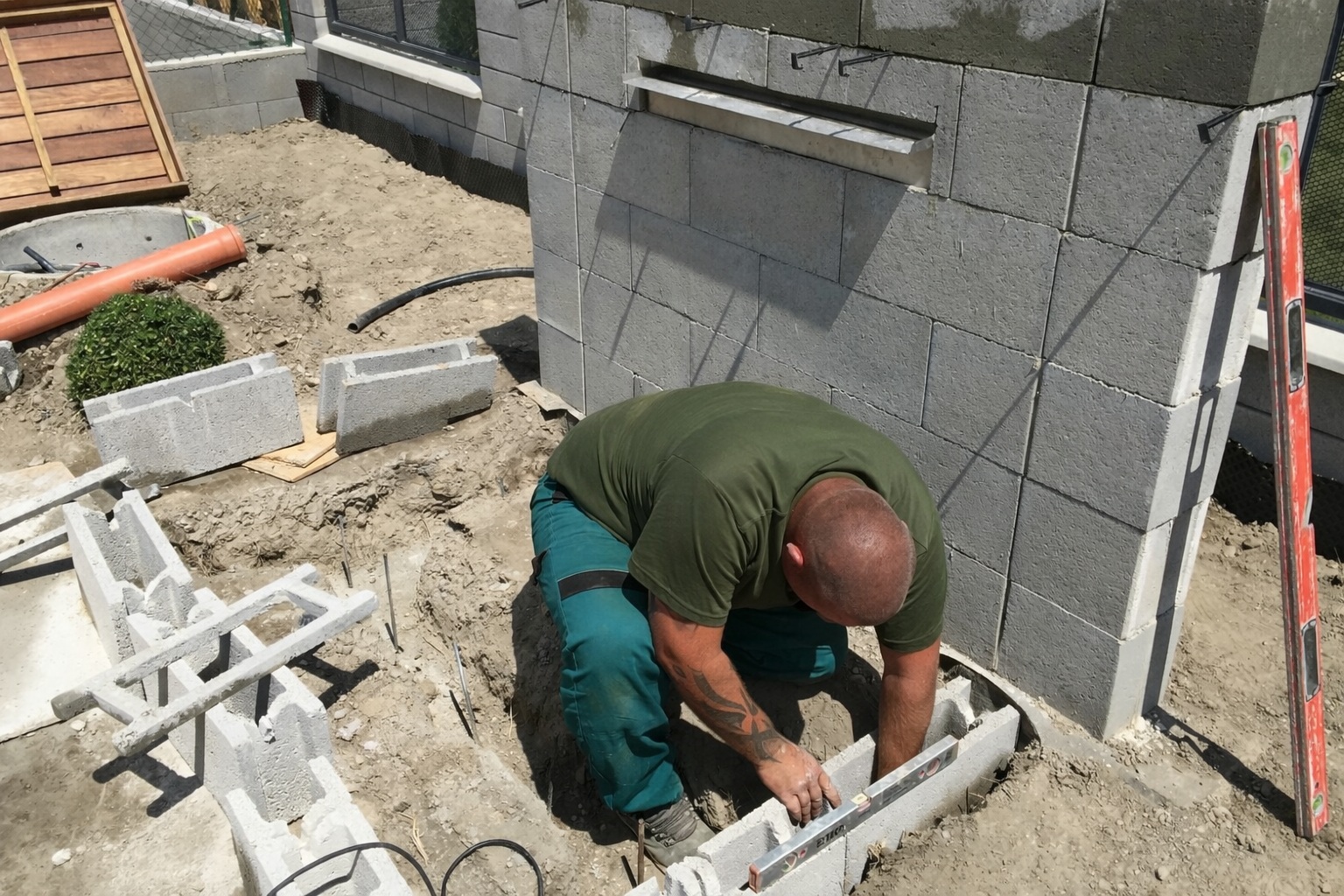 Okrasné jazierko a vodopád – Okrasne Jazierko A Vodopad Lozorno